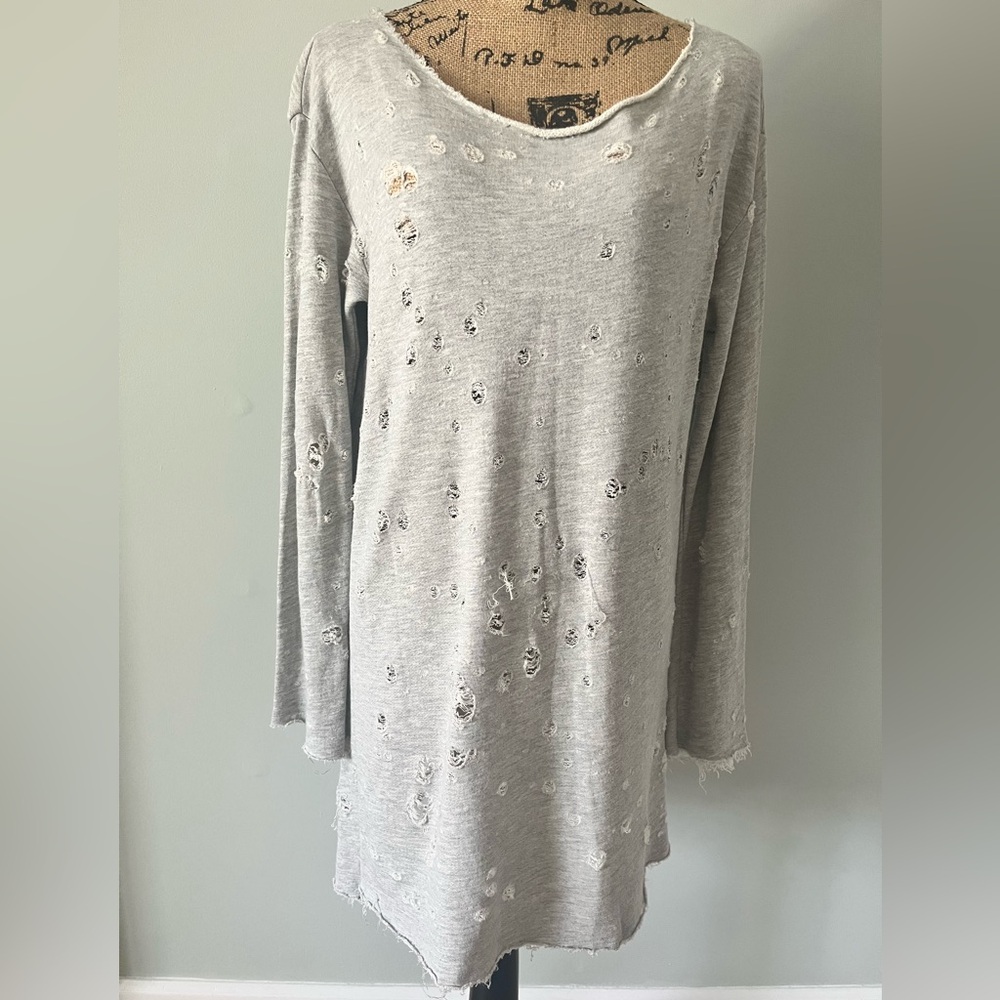 h:ours Light Gray Textured Top